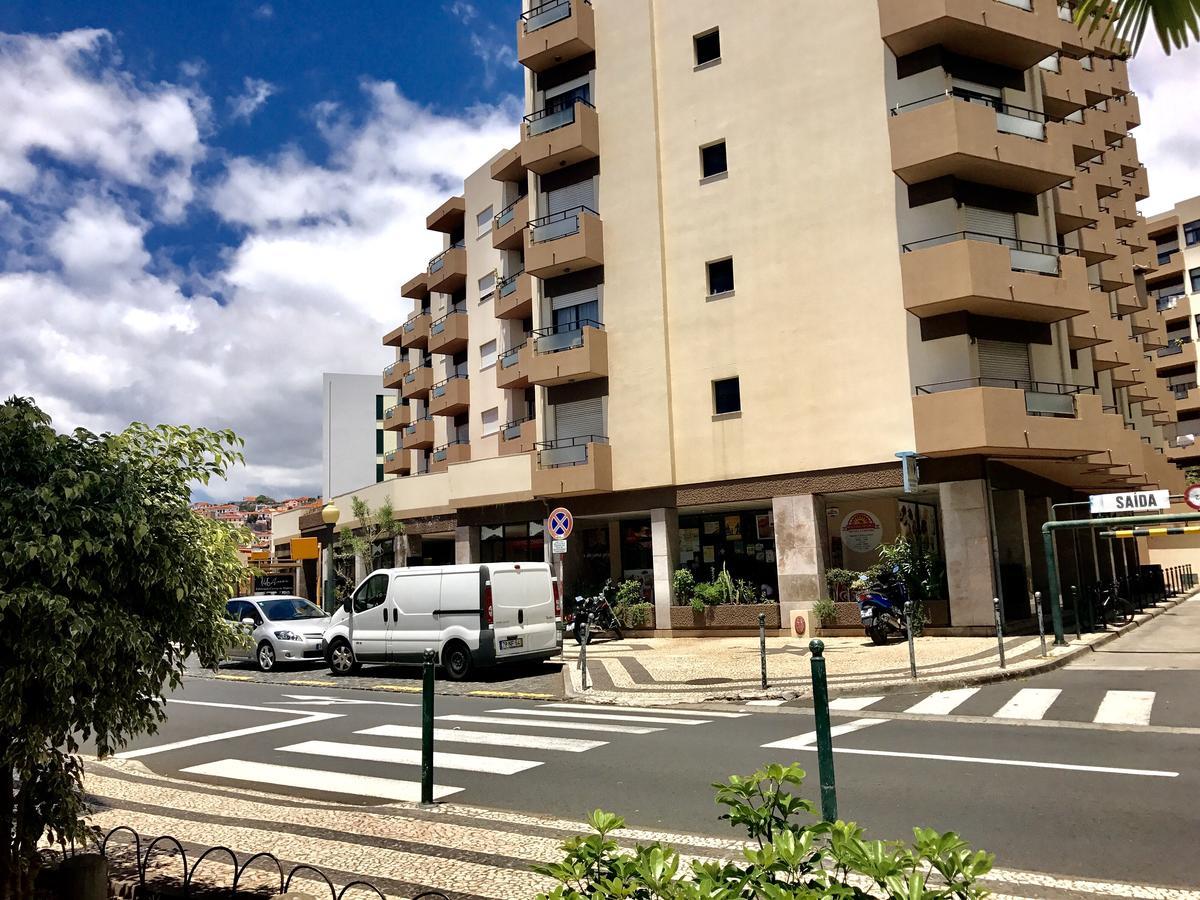 Old Town Apartment Elias Garcia Funchal  Kültér fotó